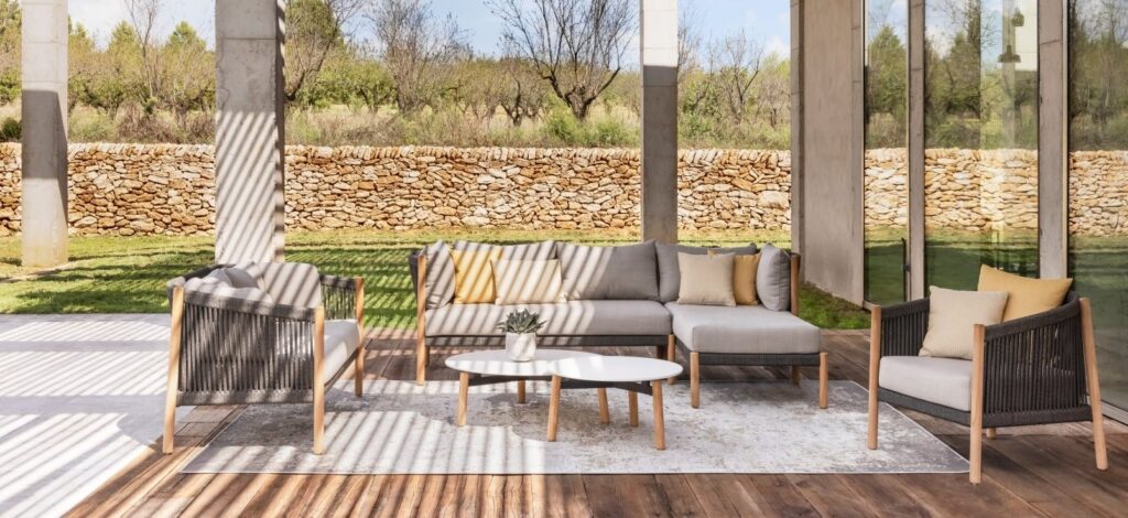 Cotswold Furniture|Vincent Sheppard Outdoor Sofa|Vincent Sheppard Outdoor Chaise|Outdoor Lounge Vincent Sheppard Cotswold Furniture|Vincent Sheppard Outdoor Coffee Table|Luxury Outdoor Chaise|Vincent Sheppard Lounge Chair Cotswold Furniture