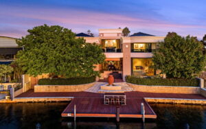 GEOGRAPHE BAY LUXURY AIRBNB|||Busselton luxury holiday home||Luxury Airbnb Busselton|Luxury waterfront mansion