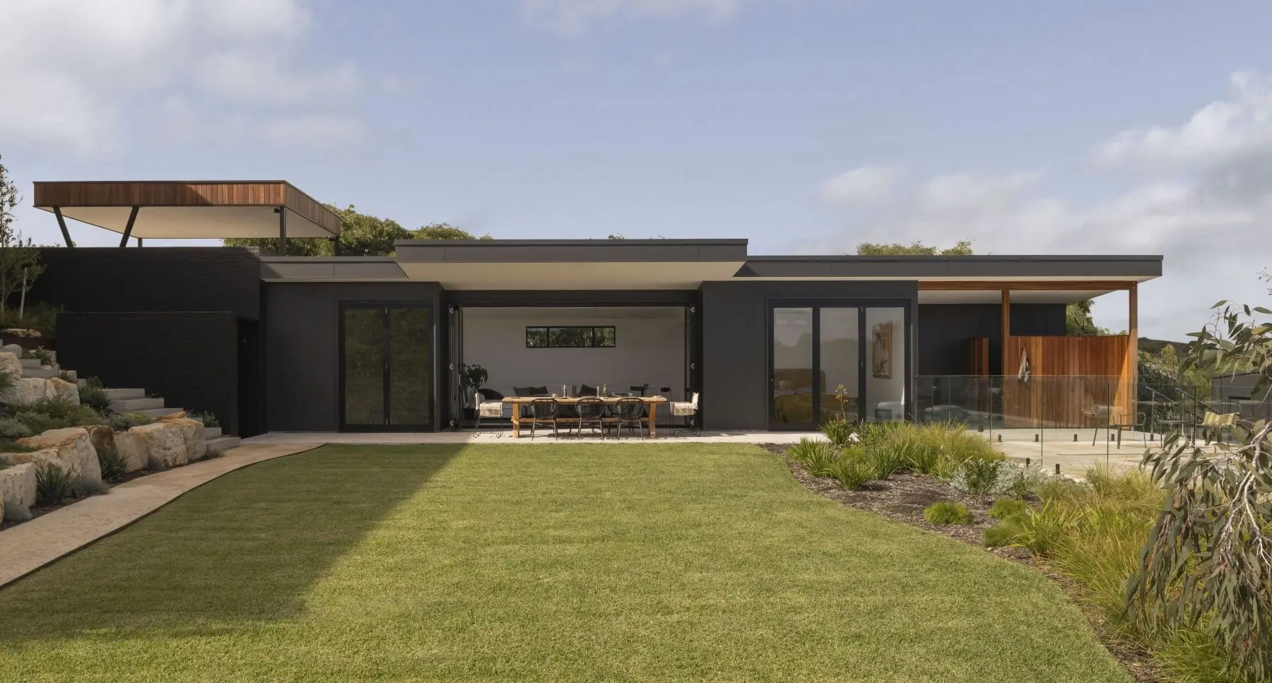 Honey Pot Homes Margaret River Custom Builders|Gnarabup Custom Home|Honeypot Homes Gnarabup|Gnarabup coastal retreat|Custom home builder Margaret River|Modern pool house design