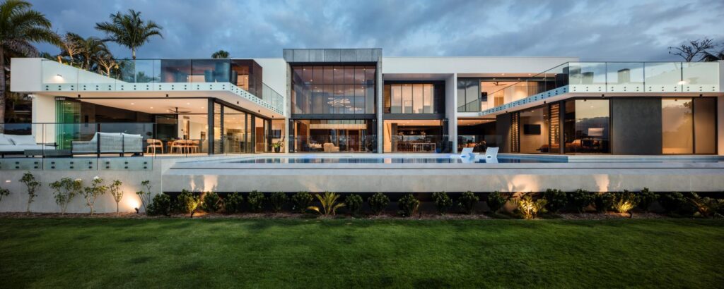 |Custom Builders in Perth|INDUSTRIAL MEETS BRUTALIST STYLE HOME|