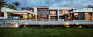 |Custom Builders in Perth|INDUSTRIAL MEETS BRUTALIST STYLE HOME|