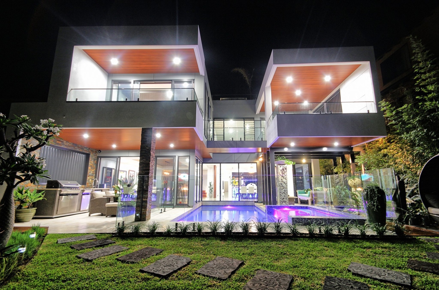South Coast Builders|Build Platinum Bali Style Home|Bali Style Homes NSW|Custom Builders South Coast NSW||Custom Homes South Coast|Luxury Custom Homes NSW|Custom Homes South Coast|Build Platinum South Coast|South Coast Builders|Custom Homes South Coast
